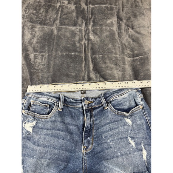 Judy Blue LA Women's Size 13/31 Boyfriend Fit Distressed‎ Ripped Denim Jeans - Picture 6 of 10